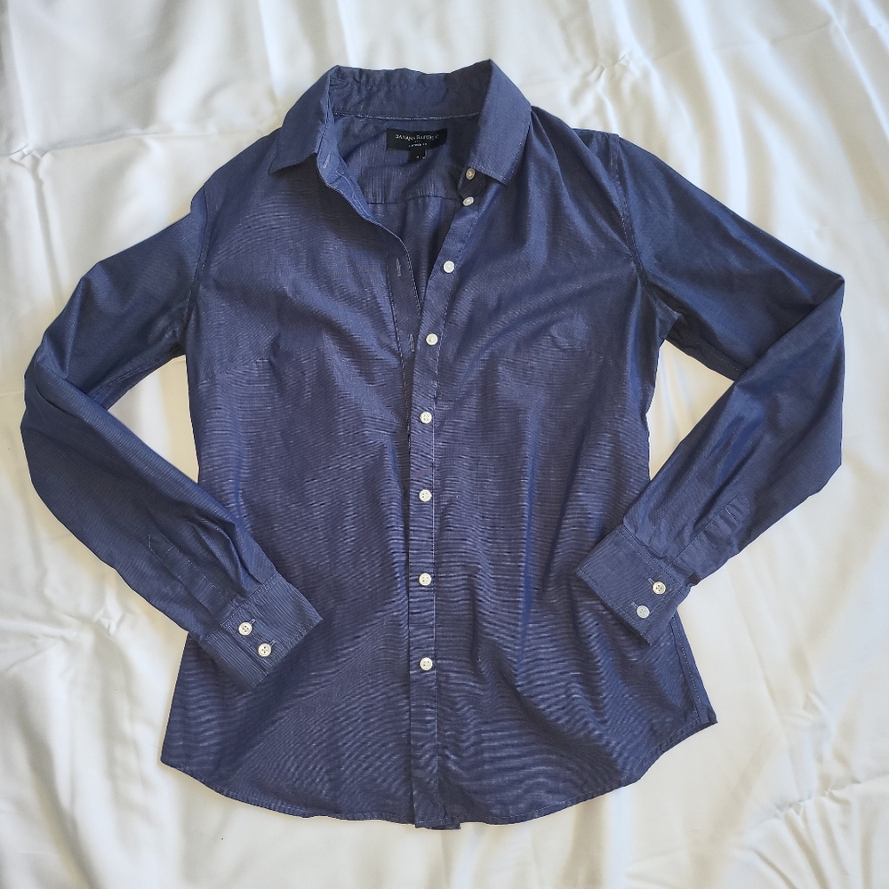 Banana Republic button down shirt, size 4, blue